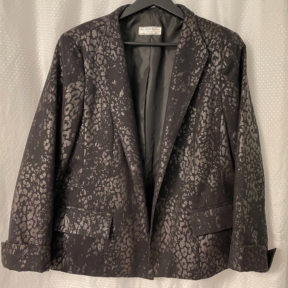 Perfect jacket for that graduation party over the silvery dress!